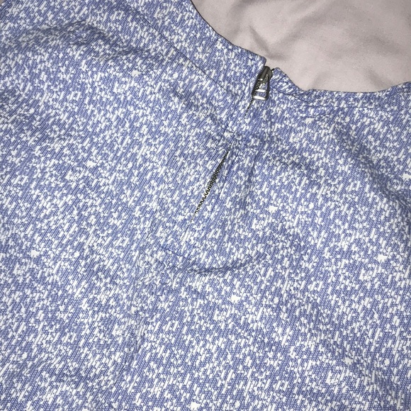 Gap Tank Top - Picture 2 of 3